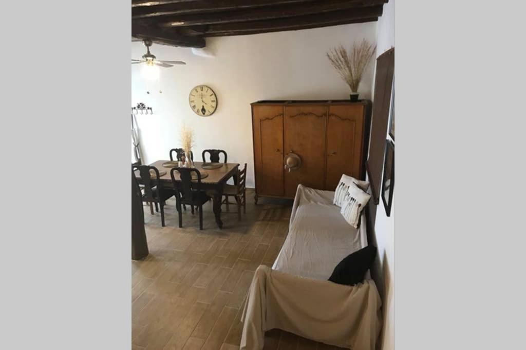 Traditional Stone House In Eastern Mani Flomochori Exterior foto